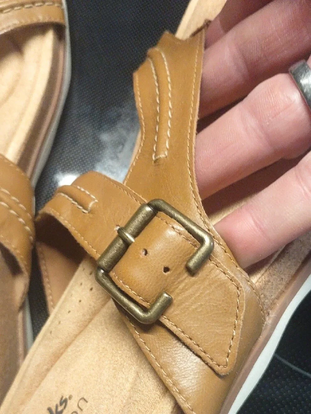 Clarks Women's Light Brown Leather Slide Sandals with Buckle